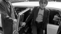 Əfsanəvi Con Lennonun sifarişi ilə hazırlanan avtomobil satışa çıxarılıb - FOTO