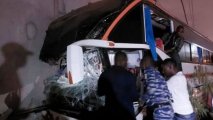 В Мали автобус упал с моста, 31 человек погиб - ВИДЕО