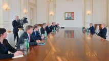 Президент Азербайджана принял председателя Восточного комитета германской экономики - ФОТО