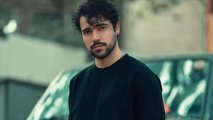 Иранского певца лишили свободы на три года за песню, получившую 