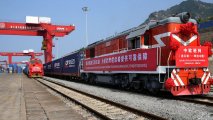 Казахстан и Китай договорились о дополнительных контейнерных перевозках через Средний коридор
