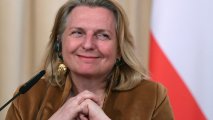 Экс-глава МИД Австрии сообщила, что окончательно переехала в Россию