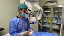 Госагентство: ОМС покрывает стоимость линз производства США при операции по удалению катаракты