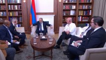 Пашинян заявил, что Армения закупает исключительно оборонительное вооружение