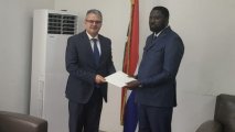 Посол Азербайджана вручил копию верительных грамот главе МИД Гамбии