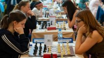 Азербайджанская шахматистка одержала четвертую победу на чемпионате Европы - ФОТО