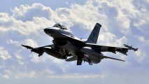 Belçika Ukraynaya F-16 qırıcıları tədarük edə bilər
