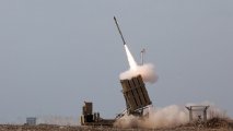 ВС Израиля нанесли удары по военным объектам 