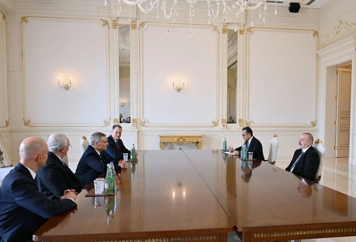 Президент Ильхам Алиев принял представителей мормонской церкви США и Фонда Стирлинга