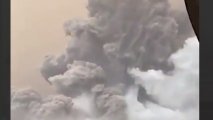 В Индонезии вновь «проснулся» вулкан Руанг-(видео)
