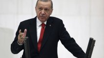 Эрдоган хочет начать процесс смягчения политики в Турции