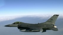 Пентагон провел испытания F-16 с ИИ