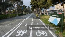 Созданная на бакинском бульваре велосипедная полоса вызвала недовольство граждан - ЗАЯВЛЕНИЕ + ФОТО