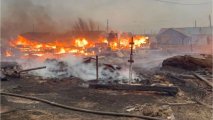 В российском регионе из-за лесных пожаров сгорели 57 домов: есть погибший - ВИДЕО
