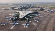 В Бакинском аэропорту пассажиропоток в апреле увеличился на 50%