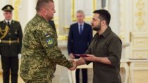 Зеленский уволил Залужного с военной службы и назначил послом в Великобритании