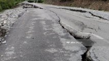 Обильные дожди разрушили соединяющую два района Азербайджана дорогу - ФОТО