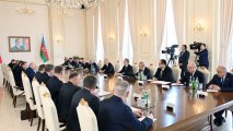 Началась встреча президентов Азербайджана и Беларуси в расширенном составе - ФОТО