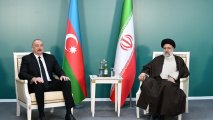 İlham Əliyev sərhəddə İran prezidenti ilə görüşdü - YENİLƏNİB