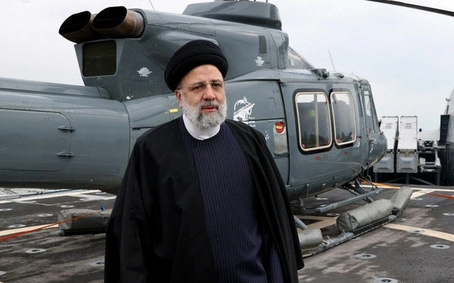 Иранское общество Красного Полумесяца объявило о гибели президента и главы МИД страны