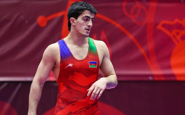 Двое азербайджанских борцов стали чемпионами Европы