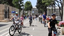 Dənizkənarı Milli Parkda uşaqların iştirakı ilə veloyürüş təşkil edilib