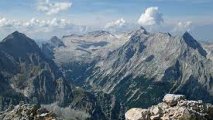 На горе Цугшпитце застряли 26 альпинистов