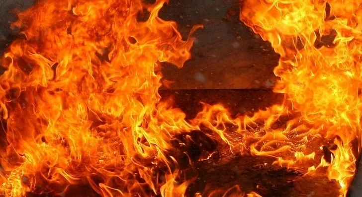 Житель Ширвана пострадал из-за использования бензина для розжига огня