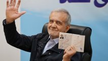 В президентской гонке в Иране лидирует азербайджанец