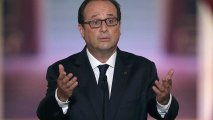 СМИ: Олланд может принять участие в выборах во Франции из-за Ле Пен