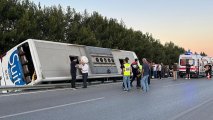 В Турции перевернулся пассажирский автобус, пострадали 11 человек