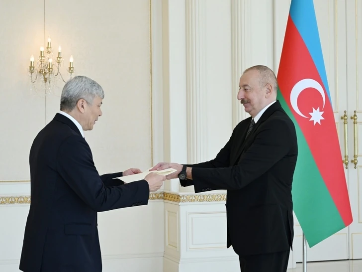 Президент Ильхам Алиев принял верительные грамоты новоназначенного посла Кыргызской Республики в Азербайдане-ФОТО