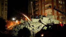 При обрушении трехэтажного дома в центре Египта погибли пять человек