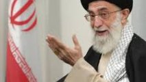 Духовный лидер Ирана провел первую встречу с новым президентом страны