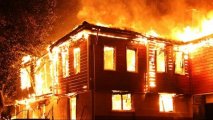 Masallıda 8 otaqlı ev yandı
