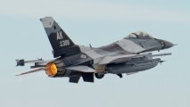 В России озвучили размер бонусов за сбитые F-15 или F-16