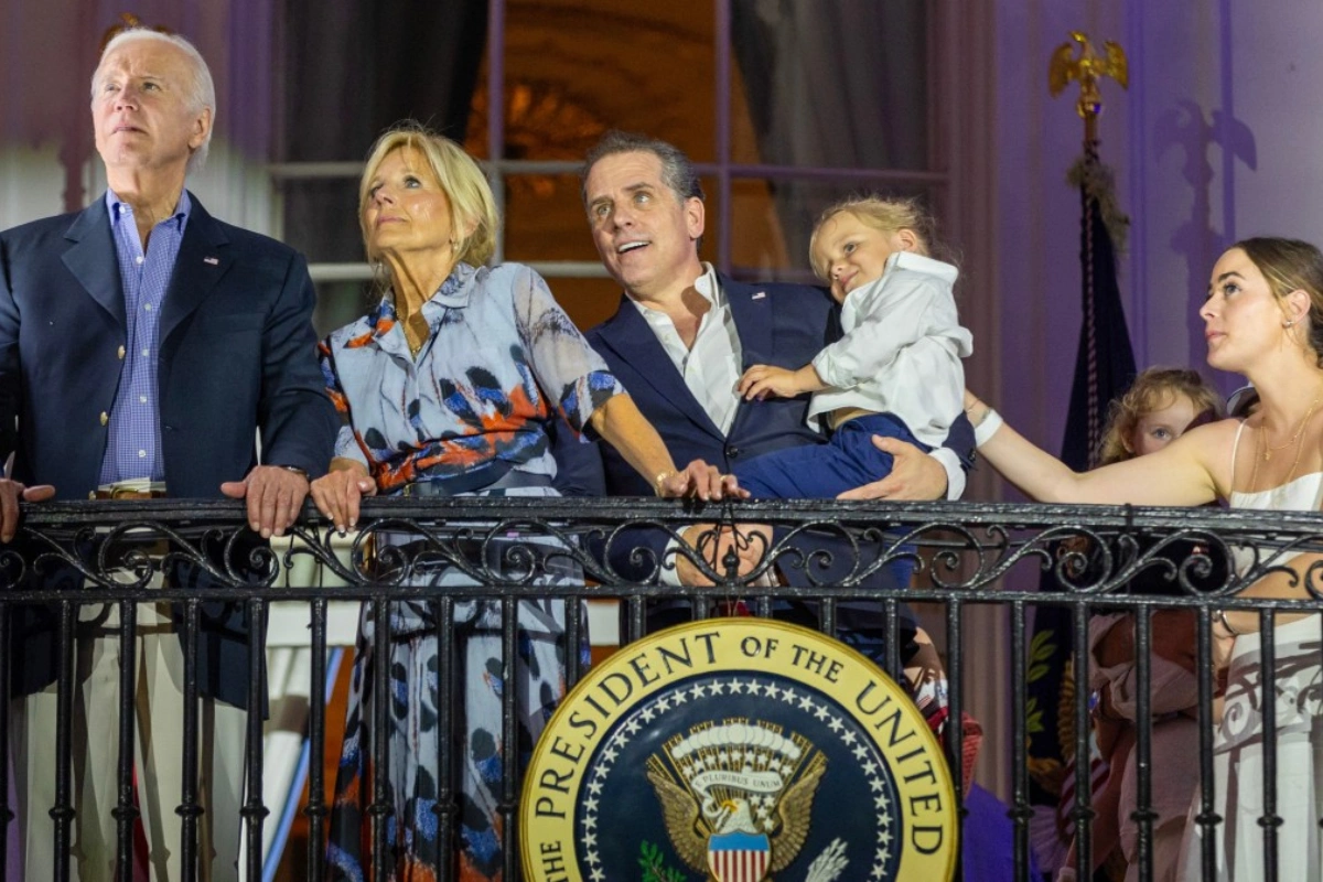 Семья Джо Байдена обсуждает его выход из президентской гонки