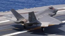 США приняли на вооружение усовершенствованные истребители F-35