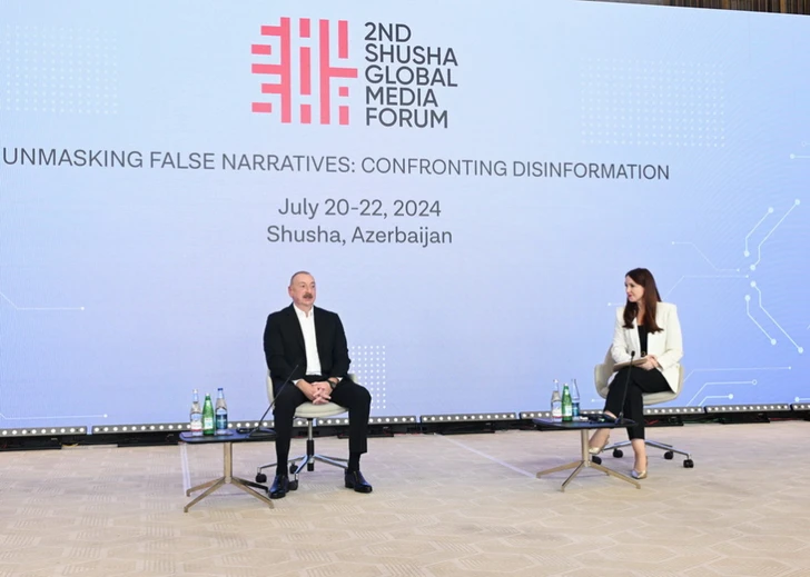 Президент Ильхам Алиев выступает на II Шушинском глобальном медиафоруме-ФОТО