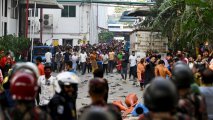 Индия эвакуировала 4,5 тыс. студентов из охваченной протестами Бангладеш