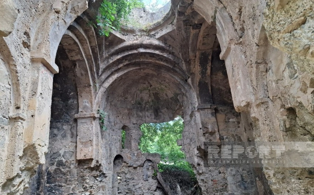 Тысячелетний храм в Шеки нуждается в реставрации-ФОТО