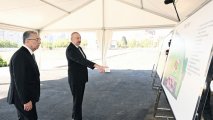 Президент Ильхам Алиев ознакомился с ходом работ в новом парке около станции метро 