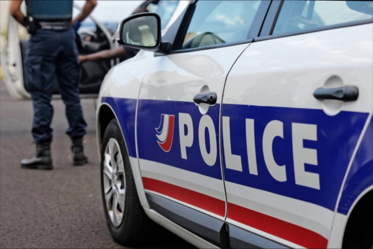В Париже задержали тренера сборной Франции по гребле за драку с полицейскими