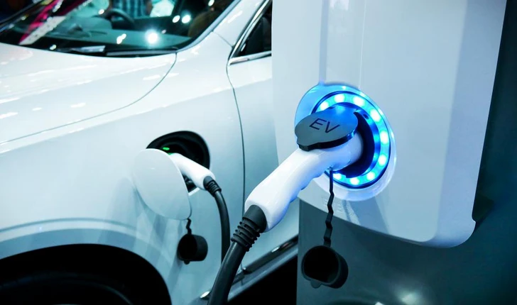 В Азербайджане впервые будут производиться зарядные устройства для электромобилей