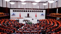 Парламент Турции проведет экстренное заседание