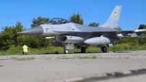 Зеленский лично представил полученные Украиной F-16-(фото, видео)