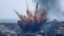 Десятки людей стали жертвами ударов Израиля по школам в Газе-(видео 18+)