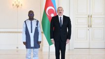 İlham Əliyev Burkina-Fasonun Azərbaycana yeni təyin olunmuş səfirini qəbul etdi - FOTO