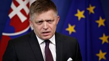 Фицо заявил, что Запад хочет продолжения конфликта в Украине