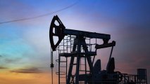 Цена нефти Brent опустилась ниже 74 долларов за баррель